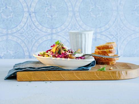 Pilzsalat mit Radicchio und Feta-Dressing