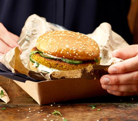 201709 couscous burger mit tzatziki