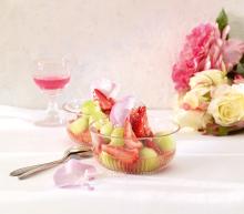 Erdbeer-Melonen-Salat-Rosen.jpg