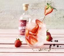 201707 strawberry gin tonic